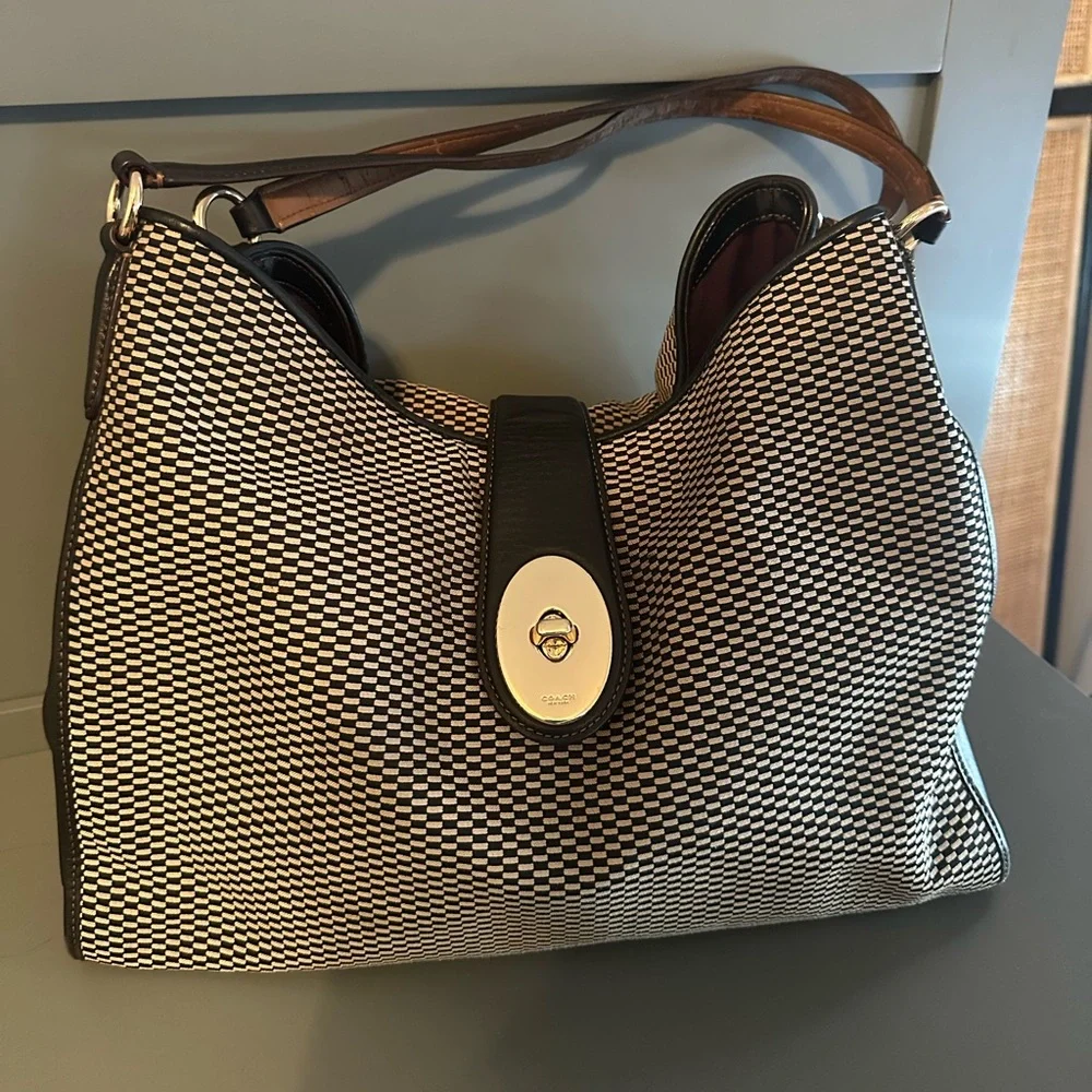 Coach Madison Carlyle Woven Shoulder Bag